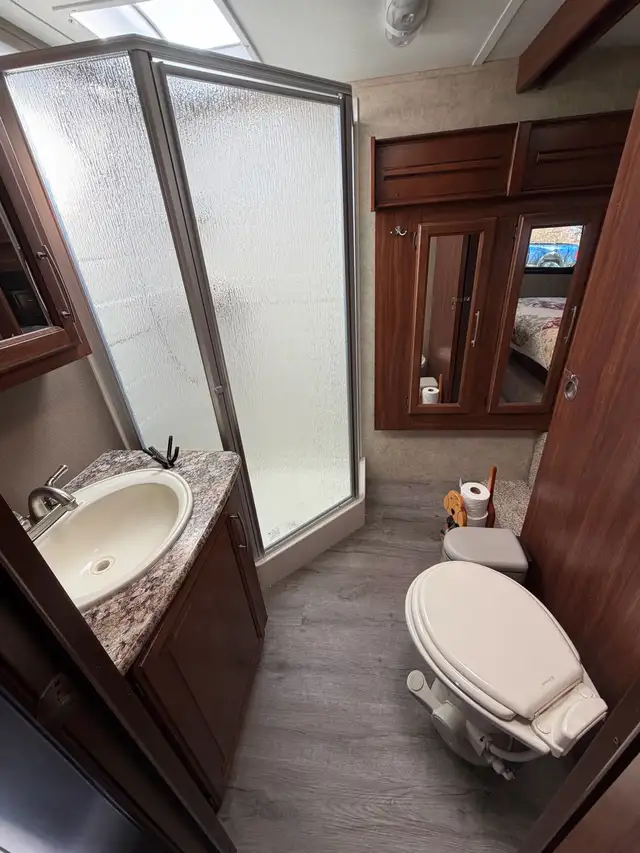 2015 Cougar Fifth Wheel - Photo 10