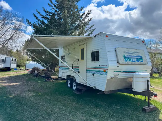 2002 mallard 20N travel trailer