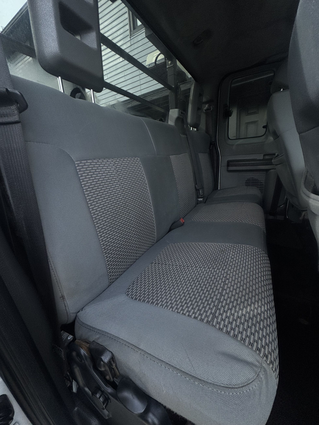 2014 Ford Super Duty F-250 SRW EXTENDED CAB — 8 FT BOX — CERTIFI - Photo 8