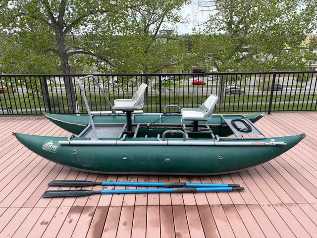 2 Man Pontoon Boat - Outcast PAC 1200 - Photo 3