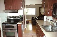5 Bedroom House for Rent close to Down Town, C-Train LRT, SAIT - Photo 7