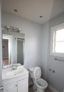 3 Bedroom House For Lease Near Highway 407 & McLsughlin rd S - Photo 5
