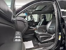 2018 CHEVROLET SUBURBAN LT – 5.3L V8 – 4X4 – 8 PASSENGER - Photo 14