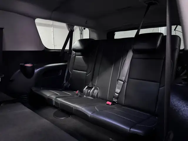 2018 CHEVROLET SUBURBAN LT – 5.3L V8 – 4X4 – 8 PASSENGER - Photo 21