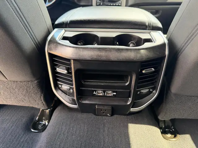 2019 Ram 3500 BIG HORN CREWCAB 4X4 - Photo 16