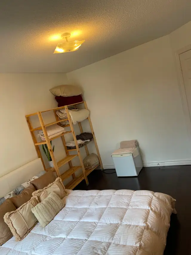 Beautiful Room For Rent In Milton For Female - Photo 4