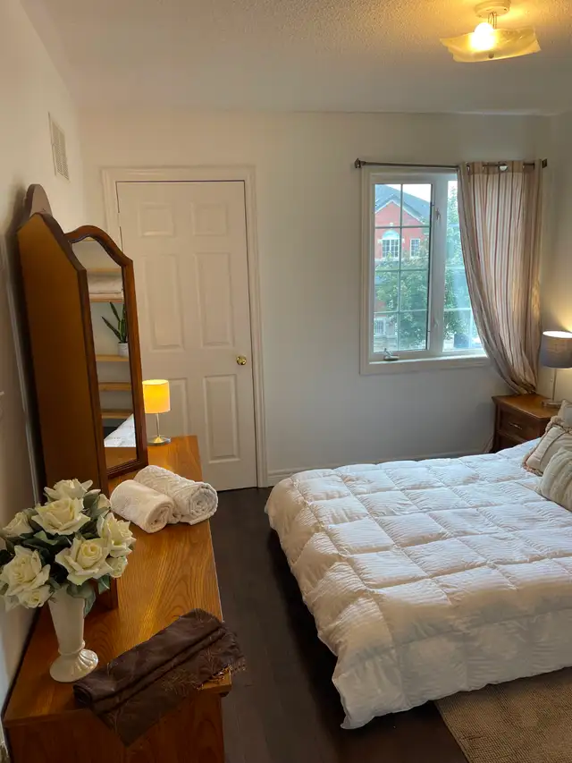 Beautiful Room For Rent In Milton For Female - Photo 6