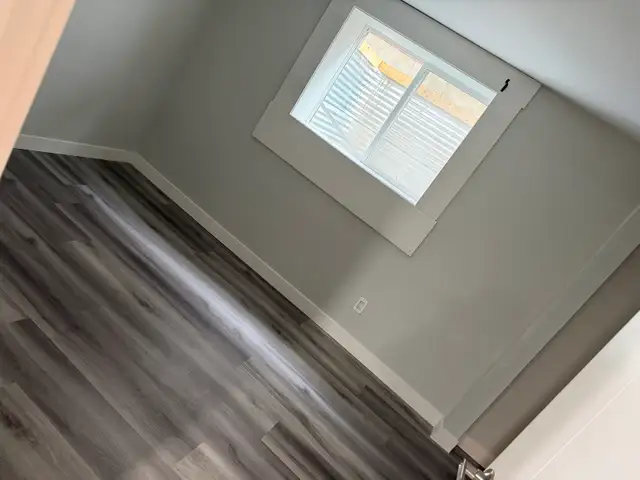 legal 1 bedroom basement suite close to marlb mall - Photo 4