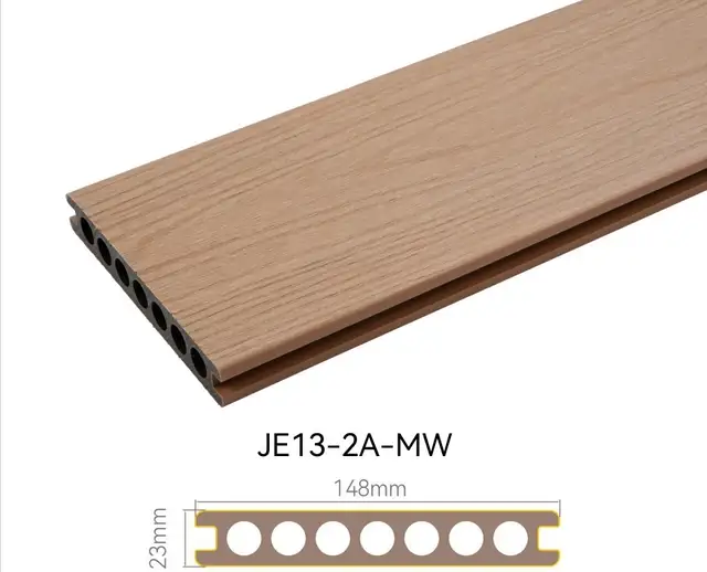 Composite Decking - Photo 3