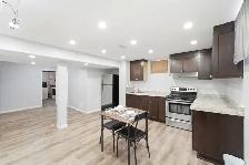 4 1 detached house in Milton. Tons of Upgrades - Photo 5