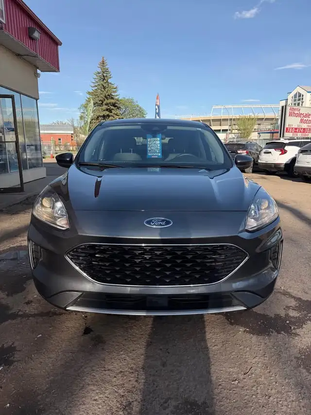 2020 Ford Escape SE AWD WE FINANCE ALL CREDIT APPLY NOW! - Photo 4
