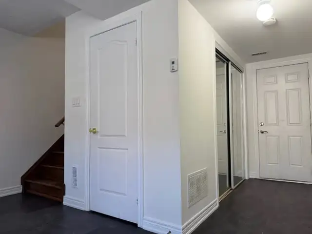 Modern Townhouse for Rent at Warden/Danforth - Photo 4