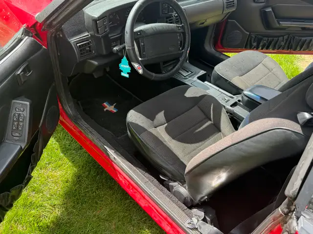 1993 Ford Mustang - Photo 5