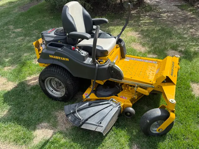 HUSTLER lawnmower - Photo 2