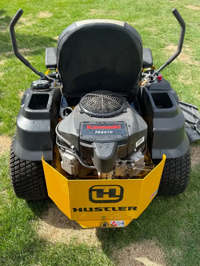 HUSTLER lawnmower - Photo 4