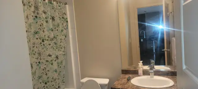 Short term room rental - Photo 2