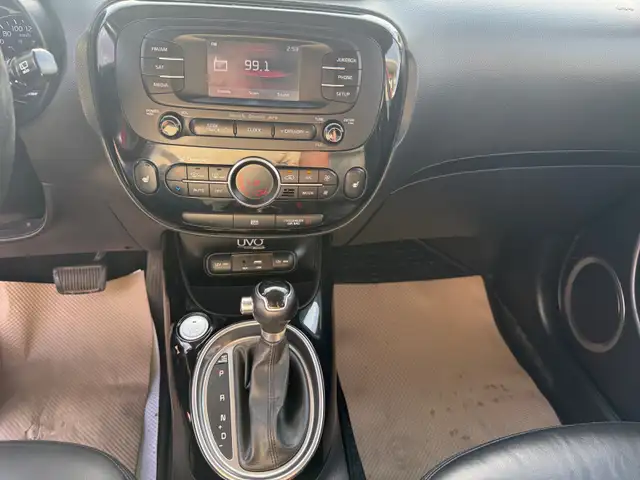 2015 Kia Soul Backup camera Heated seat Leather - Photo 10