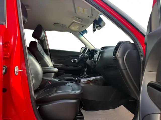 2015 Kia Soul Backup camera Heated seat Leather - Photo 13