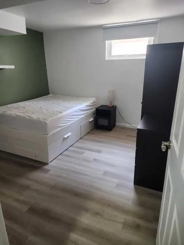Basement apartment or Rooms for rent - Photo 5