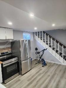 Basement apartment or Rooms for rent - Photo 7