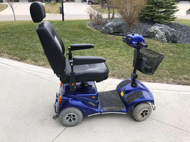 4 wheel mobility scooter - Photo 3