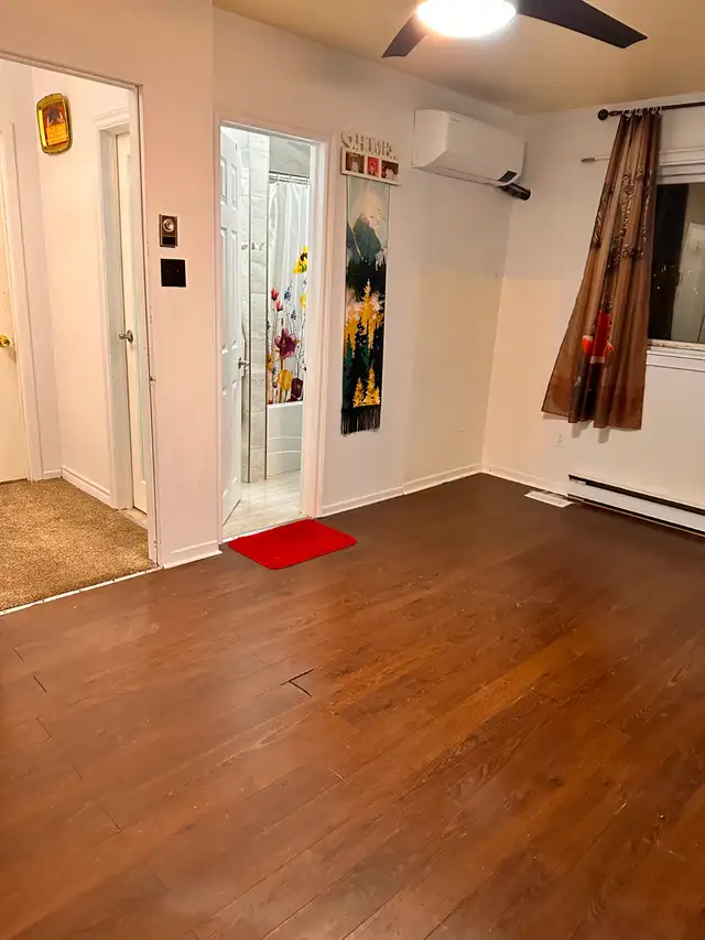 Room (prime) with a washroom on the 2nd floor - Photo 11