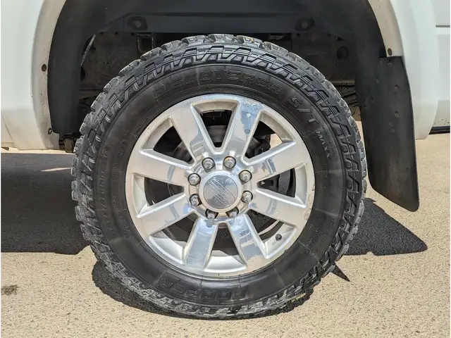 2017 Ram 3500 Longhorn 5.7L/Touch Nav/Sunroof/Camera - Photo 19