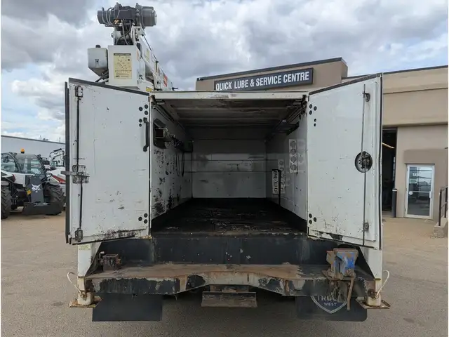2017 Ram 5500 Service Body/Touch Media/DVD/Camera - Photo 10