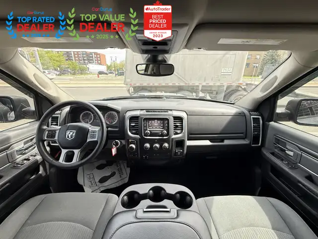 2021 Ram 1500 Classic RIMS | 5.7 V8 | REAR CAMERA | NO ACCIDENTS - Photo 2