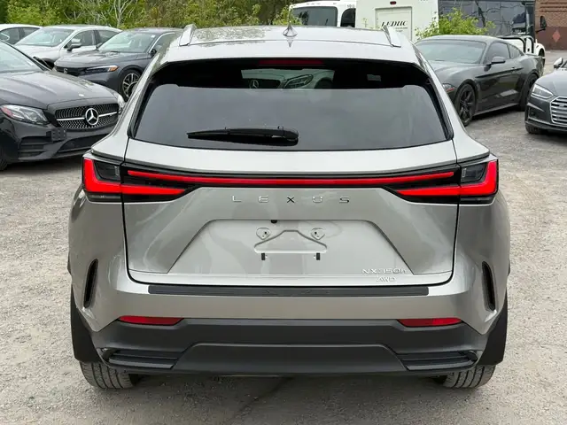 2022 Lexus NX NX 350h AWD - Photo 5