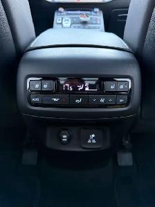 2022 HYUNDAI PALISADE Ultimate Calligraphy 7 PASSENGERS - Photo 13