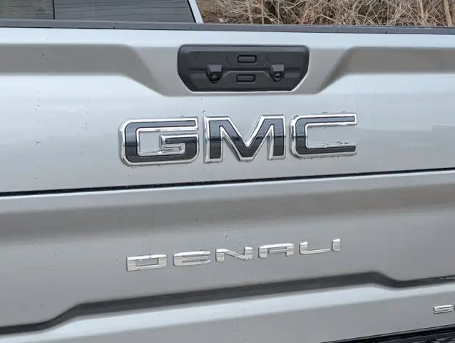 2026 GMC Sierra 2500HD Denali Ultimate- Max Trailering Pkg - Photo 17