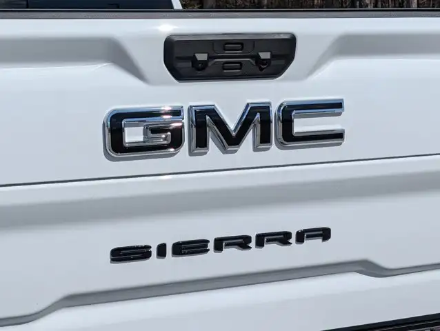 2026 GMC Sierra 2500HD AT4- Max Trailering Pkg - Power Sunroof - Photo 17