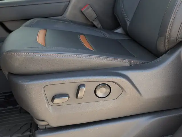 2026 GMC Sierra 2500HD AT4- Max Trailering Pkg - Power Sunroof - Photo 23
