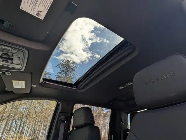 2026 GMC Sierra 2500HD AT4- Max Trailering Pkg - Power Sunroof - Photo 26