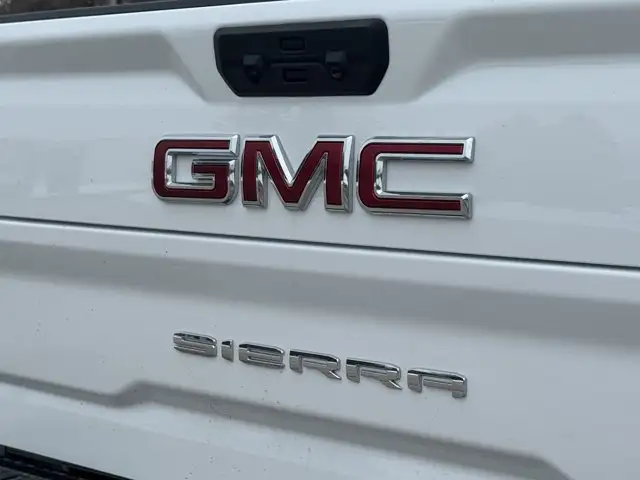 2026 GMC Sierra 3500HD AT4- Snow Plow Prep/Camper Pkg - Photo 17