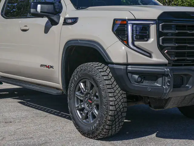 2026 GMC Sierra 1500 AT4X- Sunroof - Cooled / Heated Seats - Photo 3