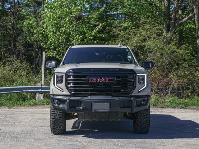 2026 GMC Sierra 1500 AT4X- Sunroof - Cooled / Heated Seats - Photo 4
