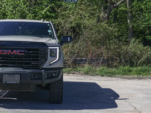 2026 GMC Sierra 1500 AT4X- Sunroof - Cooled / Heated Seats - Photo 5