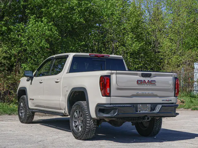2026 GMC Sierra 1500 AT4X- Sunroof - Cooled / Heated Seats - Photo 11