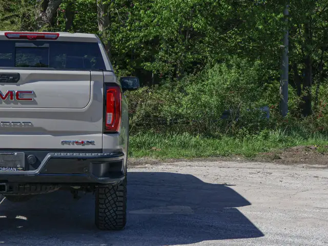 2026 GMC Sierra 1500 AT4X- Sunroof - Cooled / Heated Seats - Photo 14