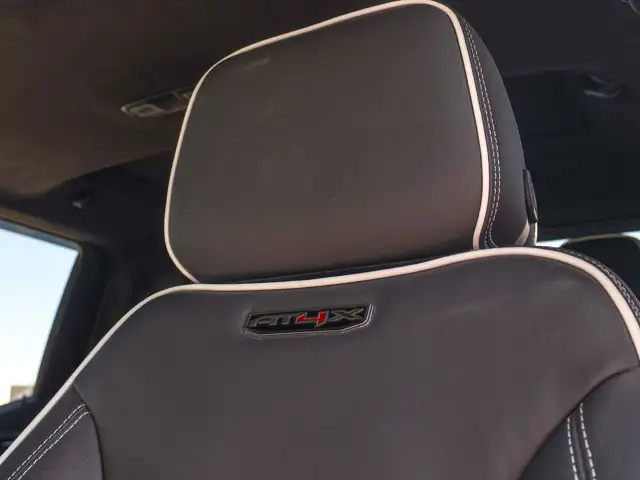 2026 GMC Sierra 1500 AT4X- Sunroof - Cooled / Heated Seats - Photo 20