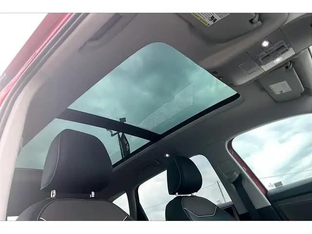2023 Volkswagen Taos AWD | LEATHER | NAV | PANORAMIC SUNROOF | - Photo 15