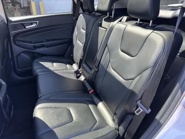 2017 Ford Edge - Photo 12