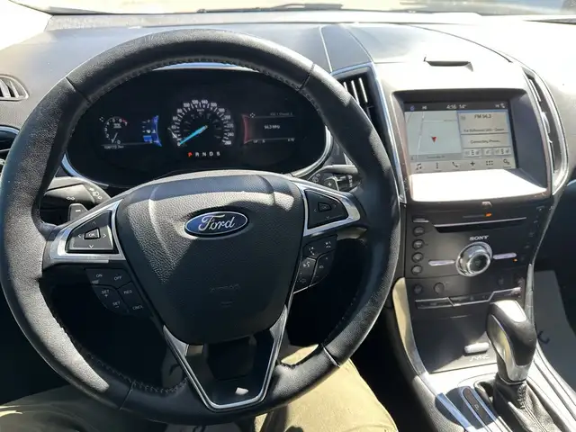 2017 Ford Edge - Photo 13