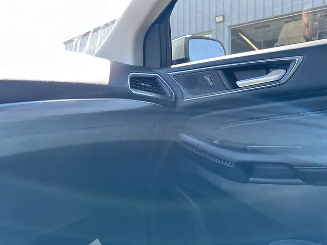 2017 Ford Edge - Photo 19