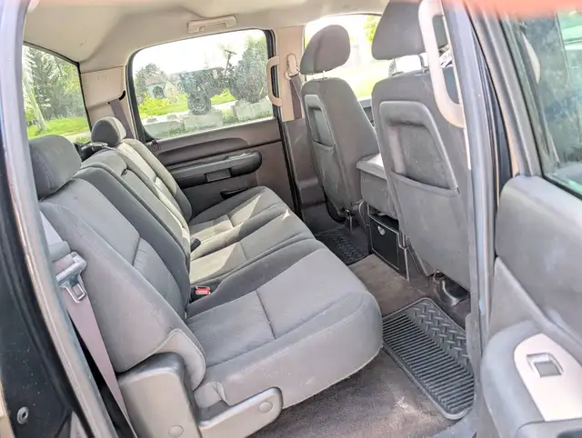 2013 Chevrolet Silverado 1500 4WD Crew Cab 143.5' LT | One owner - Photo 10
