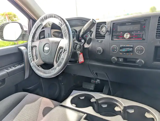 2013 Chevrolet Silverado 1500 4WD Crew Cab 143.5' LT | One owner - Photo 13