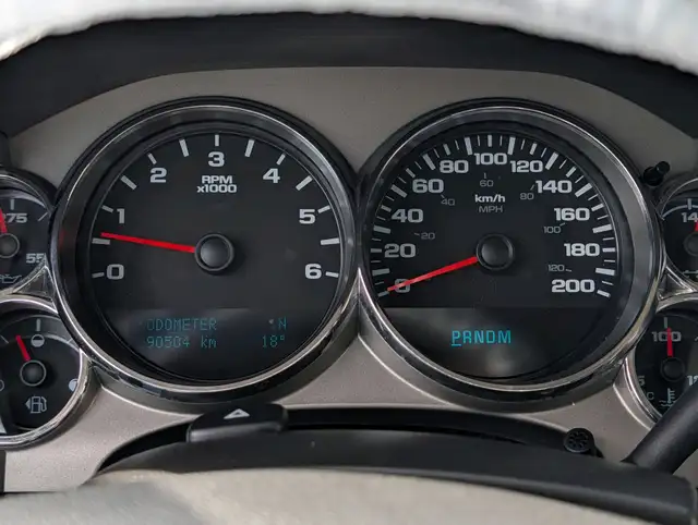 2013 Chevrolet Silverado 1500 4WD Crew Cab 143.5' LT | One owner - Photo 17