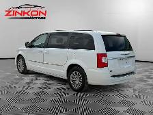2016 Chrysler Town & Country TOURING-L | CLEAN CARFAX | LEATHER - Photo 3